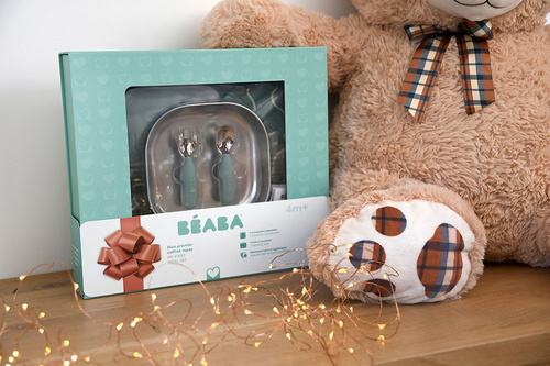 Beaba Zestaw prezentowy First Meals 3w1 (talerzyk + zestaw sztućców + śliniak) Sage green