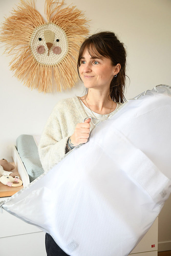 Red Castle Ergonomiczny materac dla niemowląt Cocoonababy Fleur de coton® Blanc