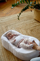 Red Castle Ergonomiczny materac dla niemowląt Cocoonababy Fleur de coton® Blanc