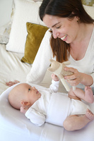 Red Castle Ergonomiczny materac dla niemowląt Cocoonababy Fleur de coton® Blanc